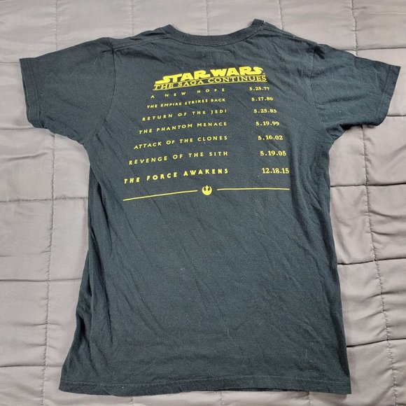 Star Wars The Force Awakens Adults Medium Black Shirt Galaxy Premiere Collection - Picture 2 of 11